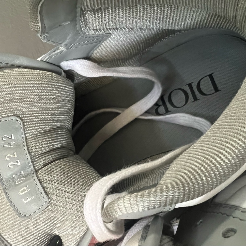 Men’s size 9.5 Dior shoes - Picture 2 of 4